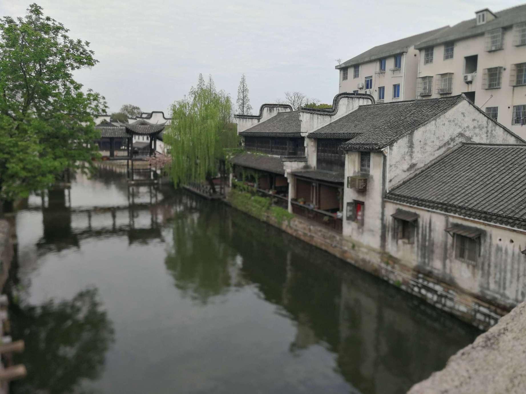 篮球运动员营救