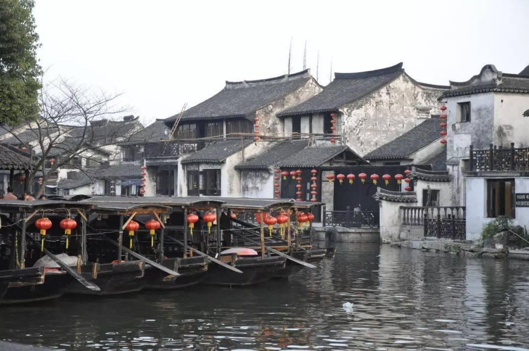 西安长安曹家堡发现车马殉葬坑十余座 和内含佛教密宗纸质经文的铜盒